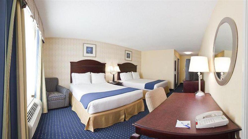 Holiday Inn Express & Suites San Antonio West Sea World Area By Ihg מראה חיצוני תמונה
