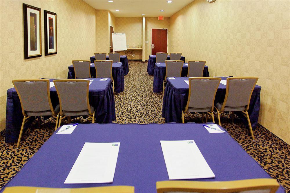 Holiday Inn Express & Suites San Antonio West Sea World Area By Ihg מתקנים תמונה