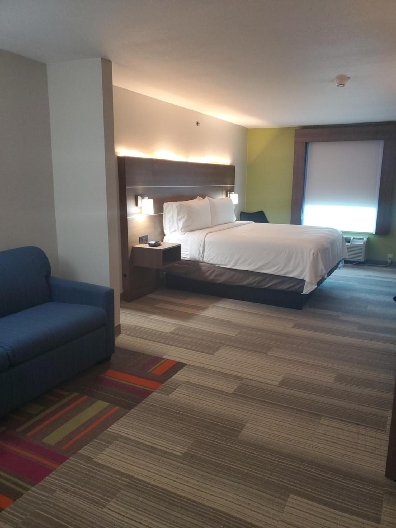 Holiday Inn Express & Suites San Antonio West Sea World Area By Ihg מראה חיצוני תמונה