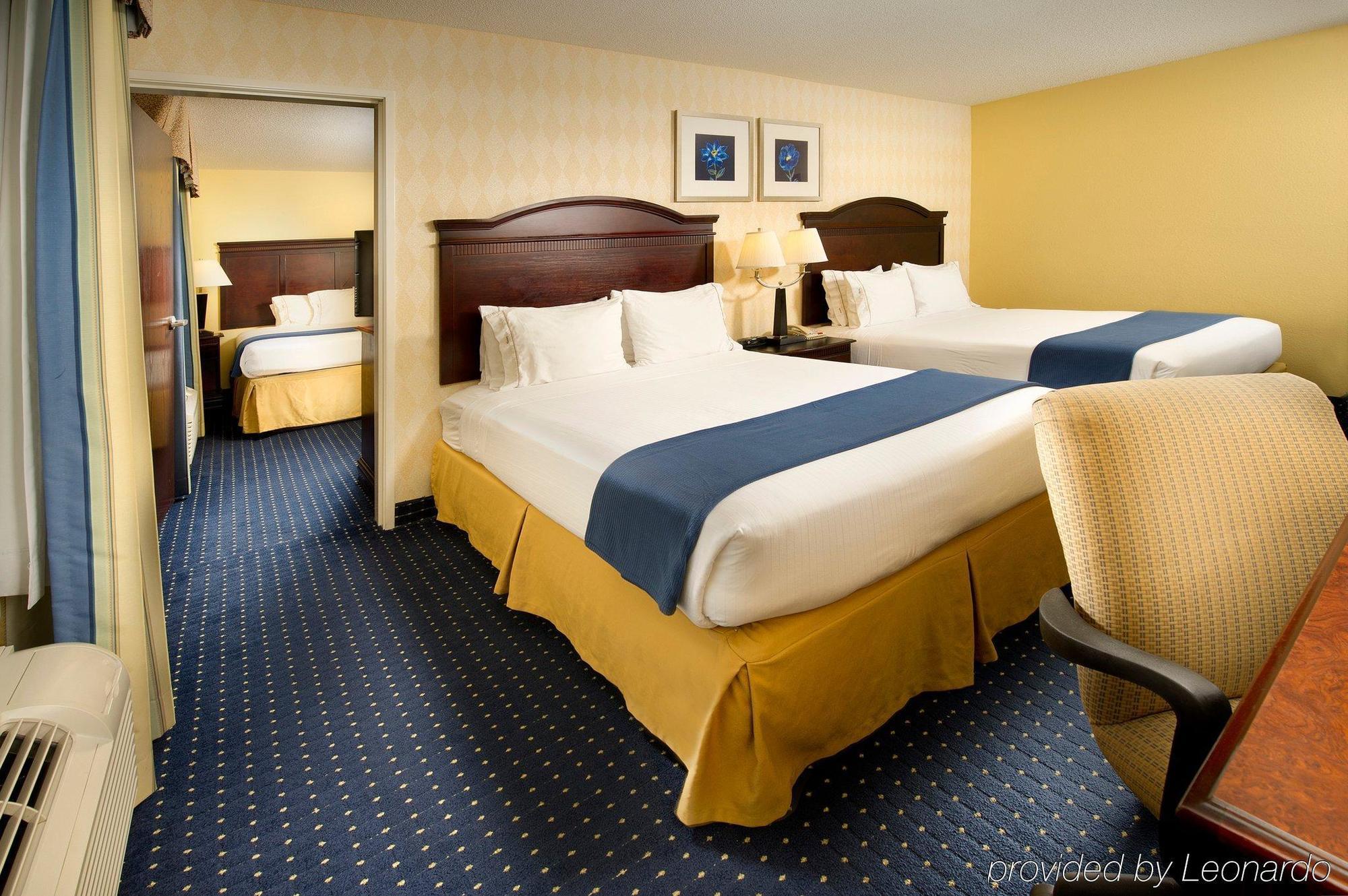 Holiday Inn Express & Suites San Antonio West Sea World Area By Ihg מראה חיצוני תמונה